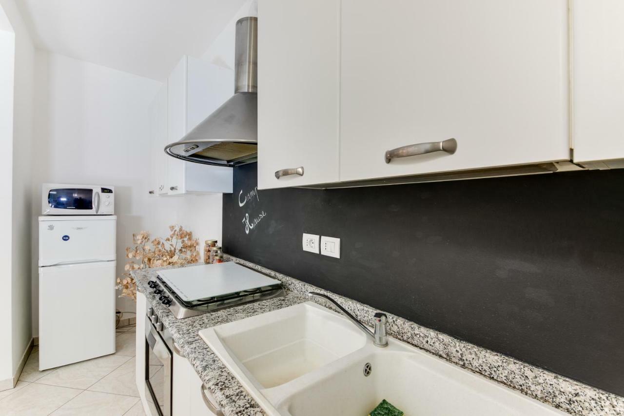 Campus House Lägenhet Forlì Exteriör bild